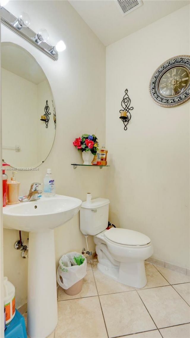 355 NE 31st Ave, Homestead, FL 33033 Photo