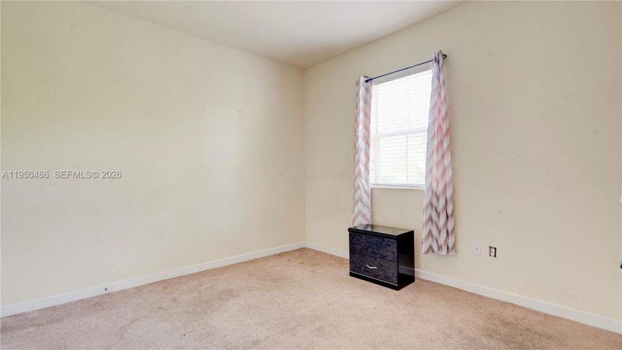 355 NE 31st Ave, Homestead, FL 33033 Photo