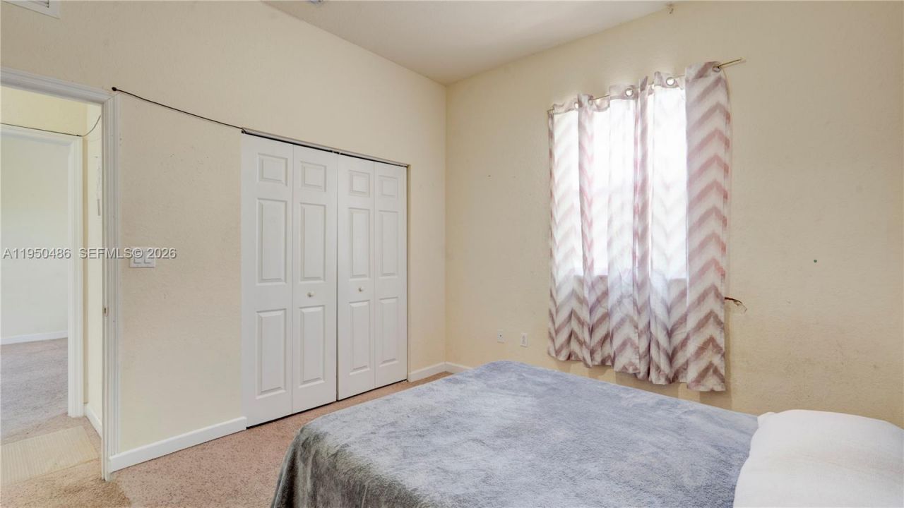 355 NE 31st Ave, Homestead, FL 33033 Photo