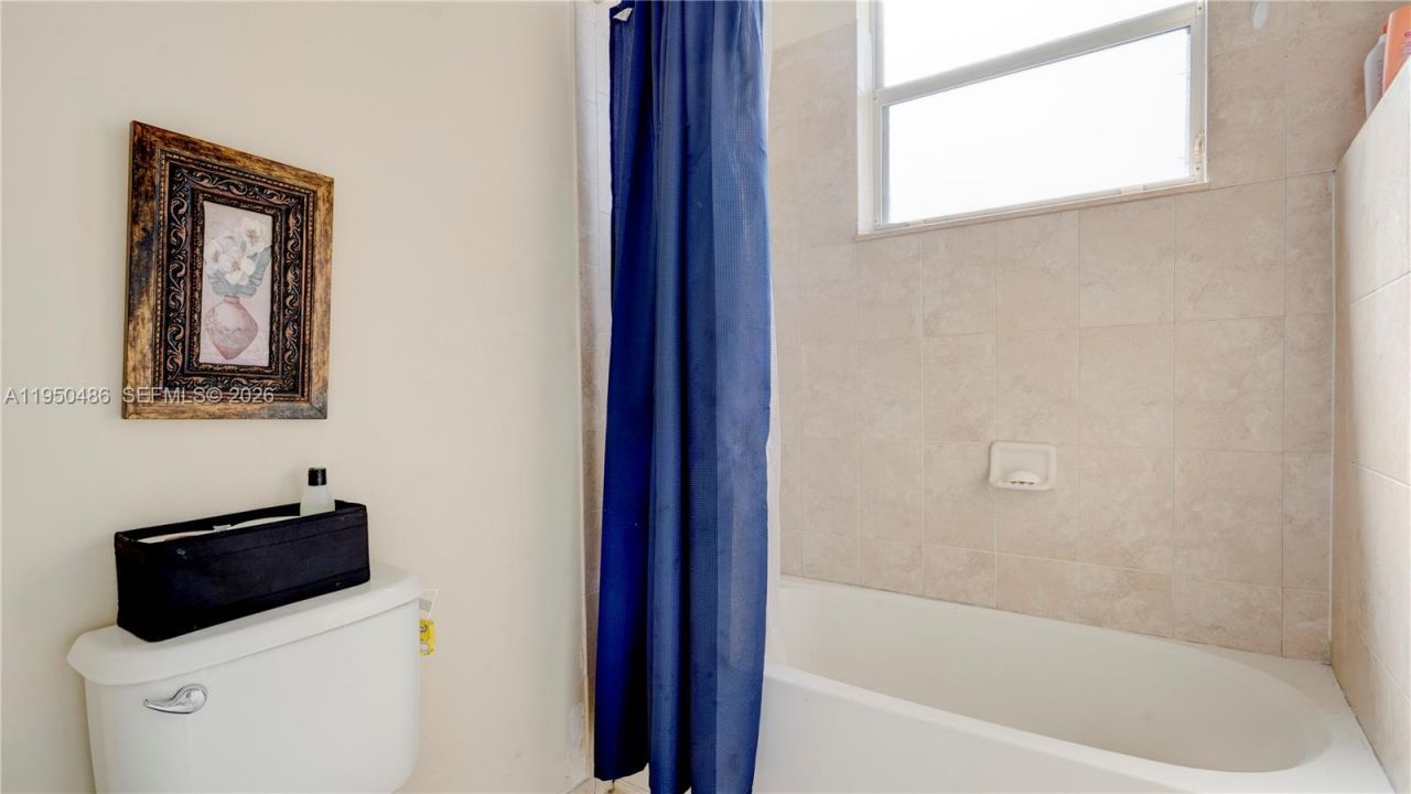 355 NE 31st Ave, Homestead, FL 33033 Photo