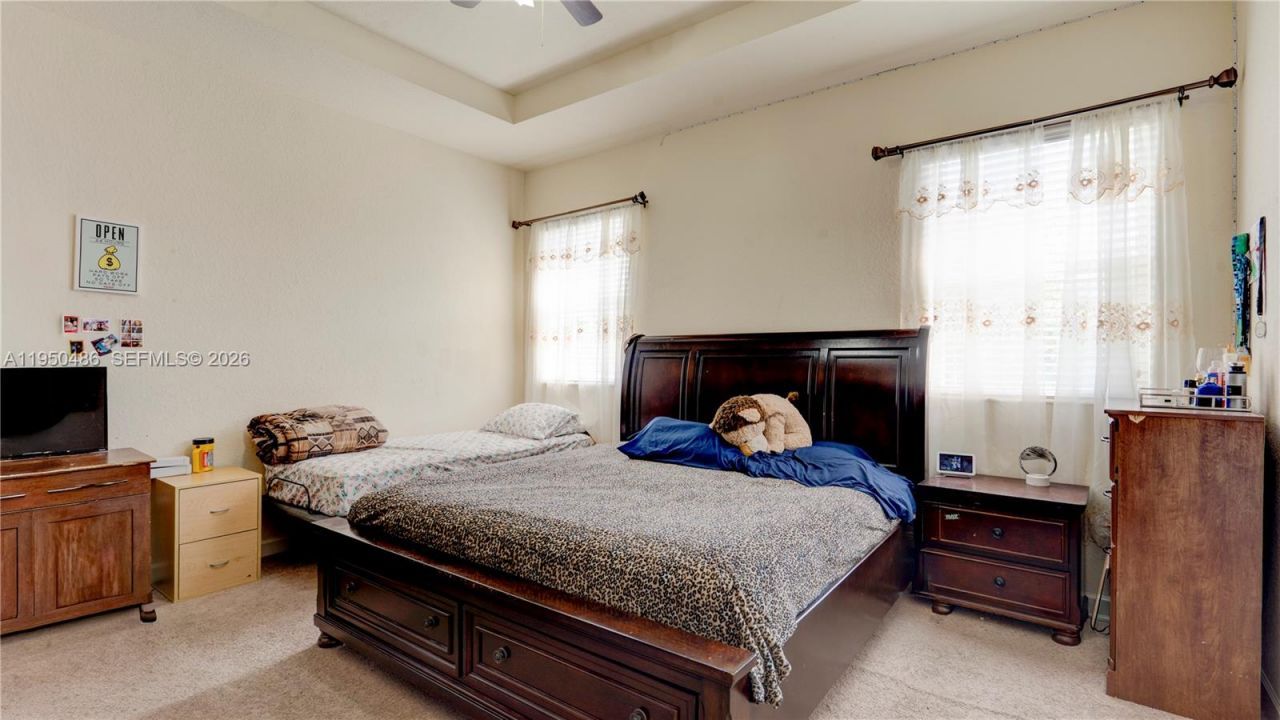 355 NE 31st Ave, Homestead, FL 33033 Photo