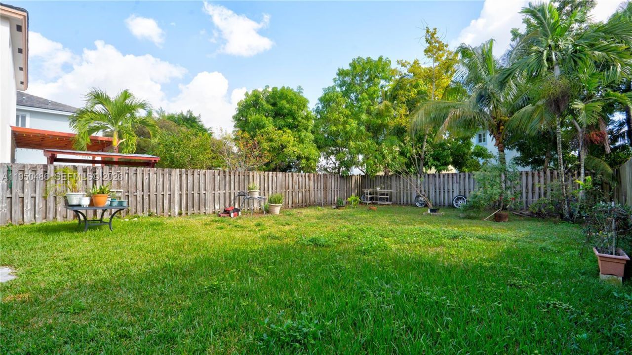 355 NE 31st Ave, Homestead, FL 33033 Photo