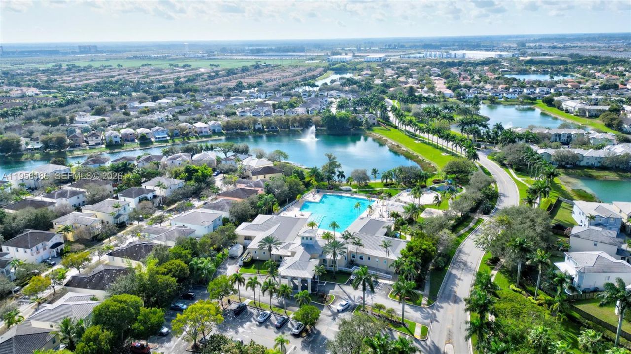 355 NE 31st Ave, Homestead, FL 33033 Photo