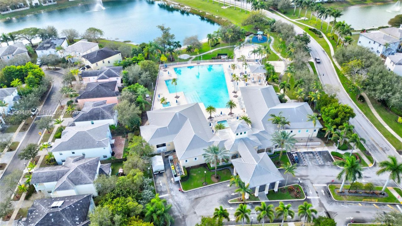 355 NE 31st Ave, Homestead, FL 33033 Photo