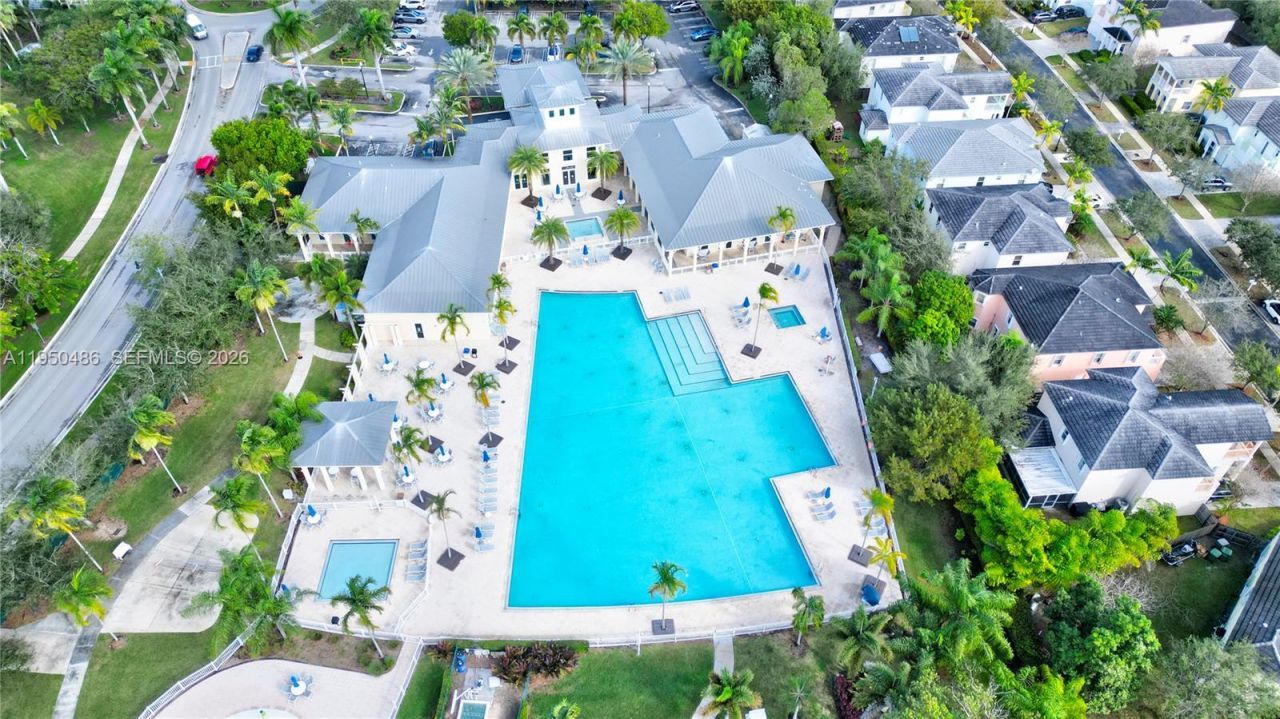 355 NE 31st Ave, Homestead, FL 33033 Photo