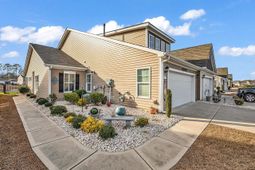 1577 Jardine Loop photo 4