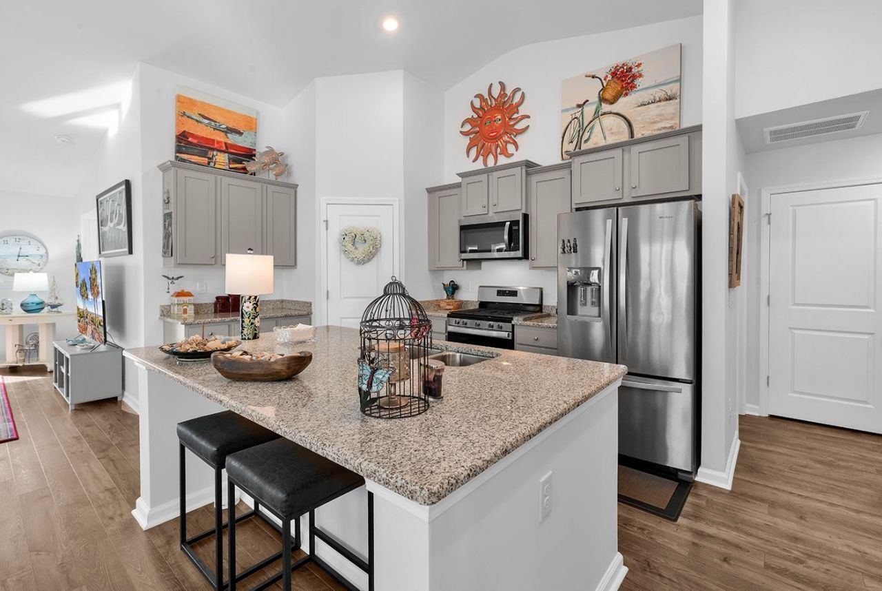 1577 Jardine Loop Photo 5