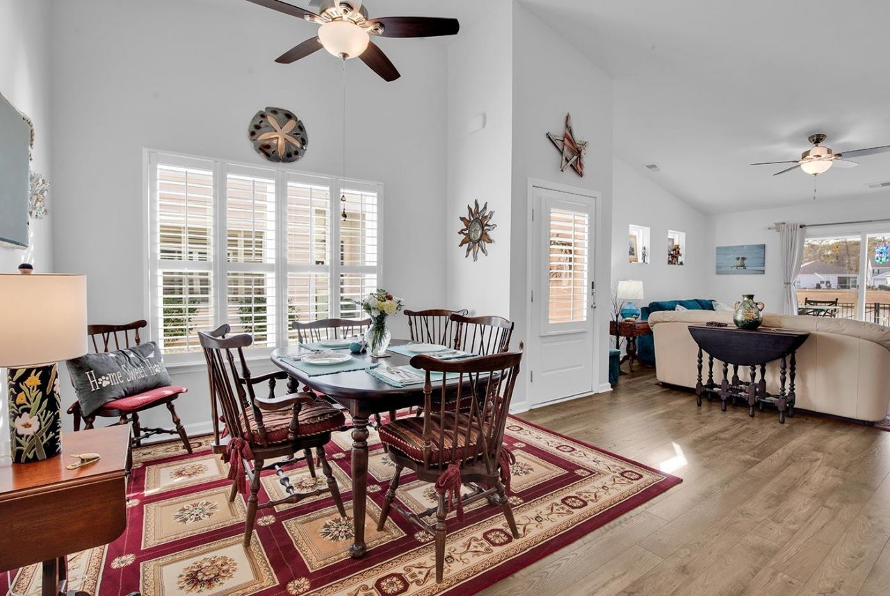 1577 Jardine Loop Photo 7