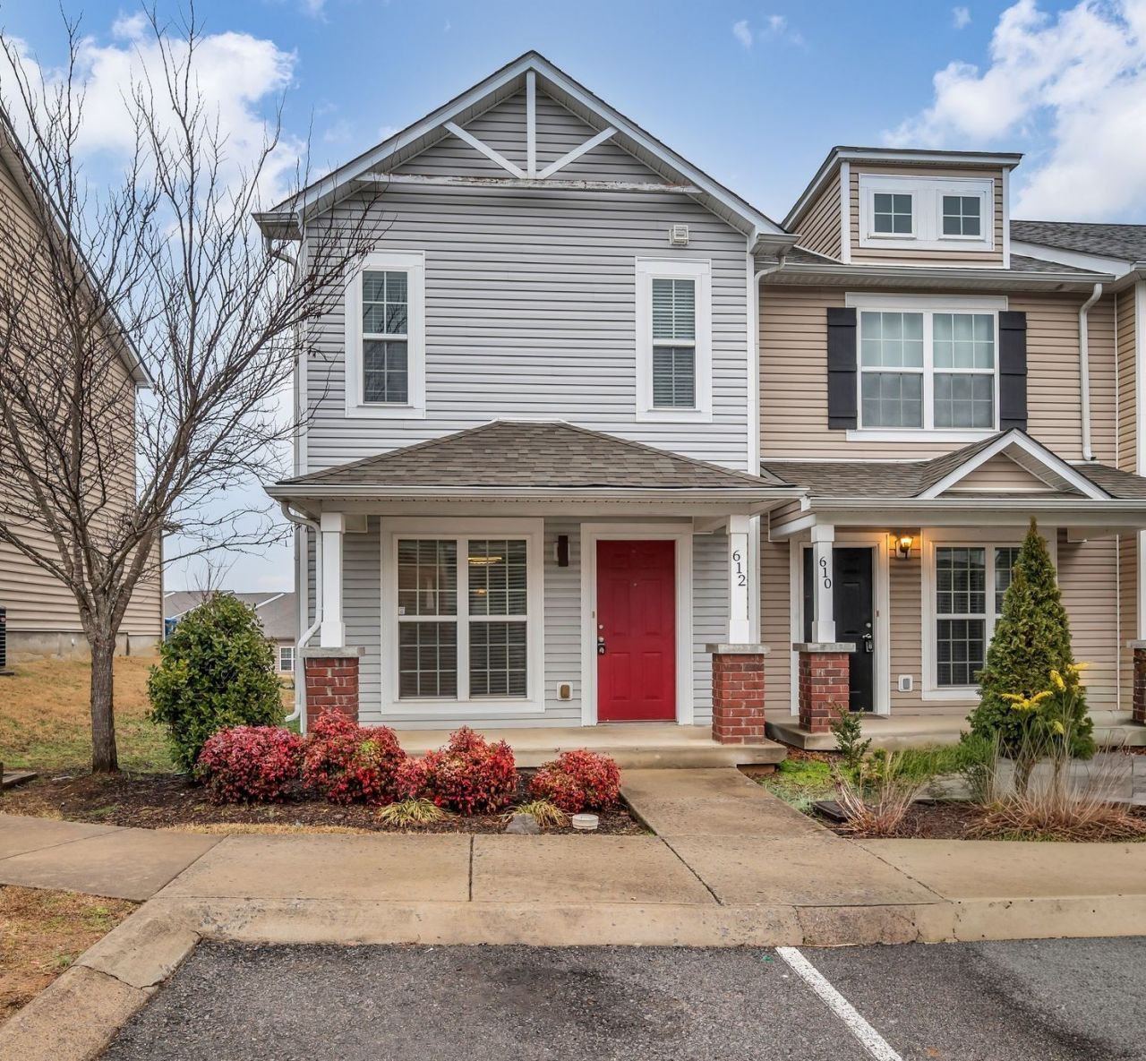 612 Bradburn Village Cir, Antioch, TN 37013 Main Photo