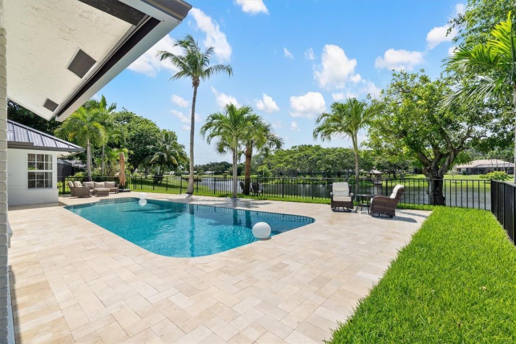 3416 Pine Haven Cir, Boca Raton, FL 33431 Photo