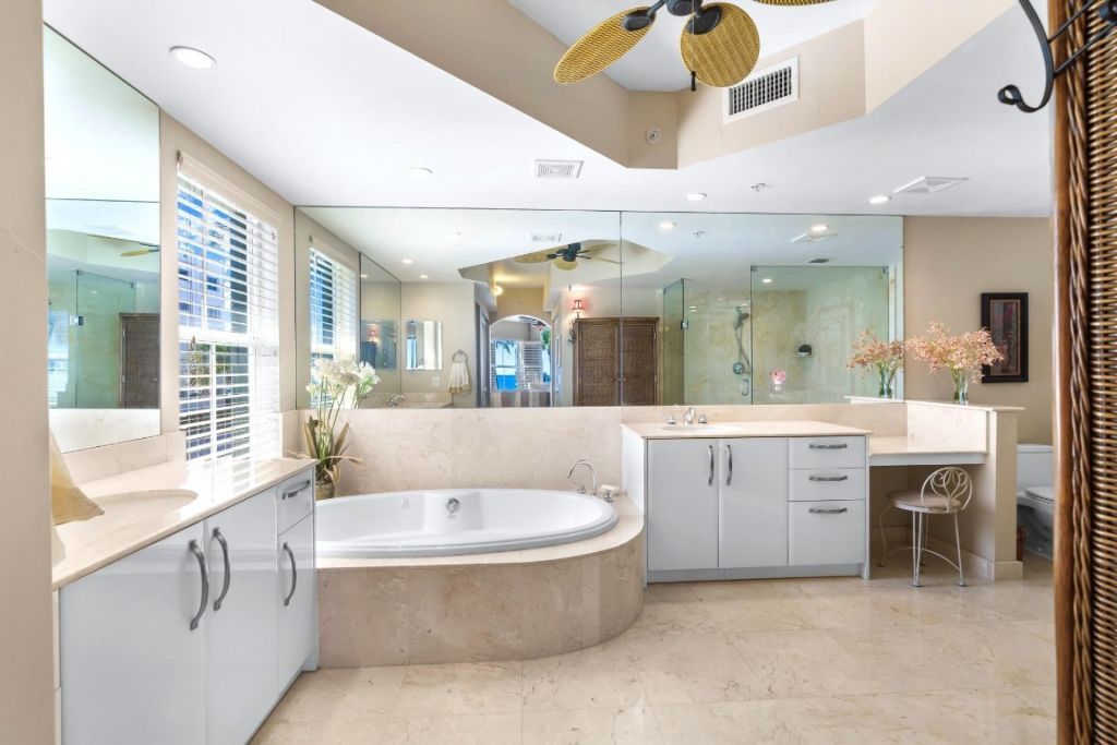 2051 SE 3rd Street, Unit 203, Deerfield Beach, FL 33441 Photo