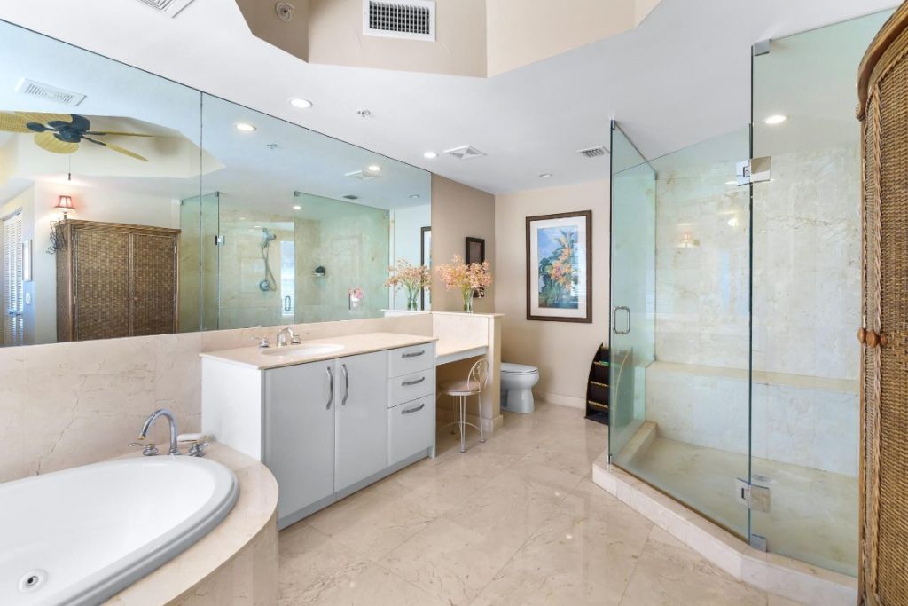 2051 SE 3rd Street, Unit 203, Deerfield Beach, FL 33441 Photo