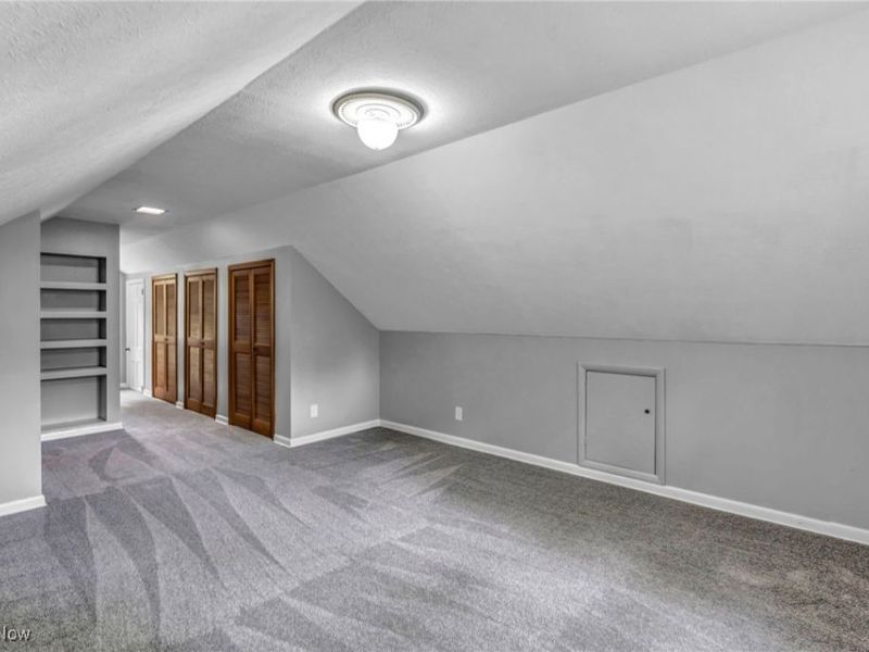 242 N Hawkins Avenue, Akron, OH 44313 Photo 22