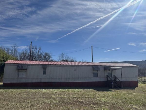 910 County Road 313, Collinsville, AL 35961