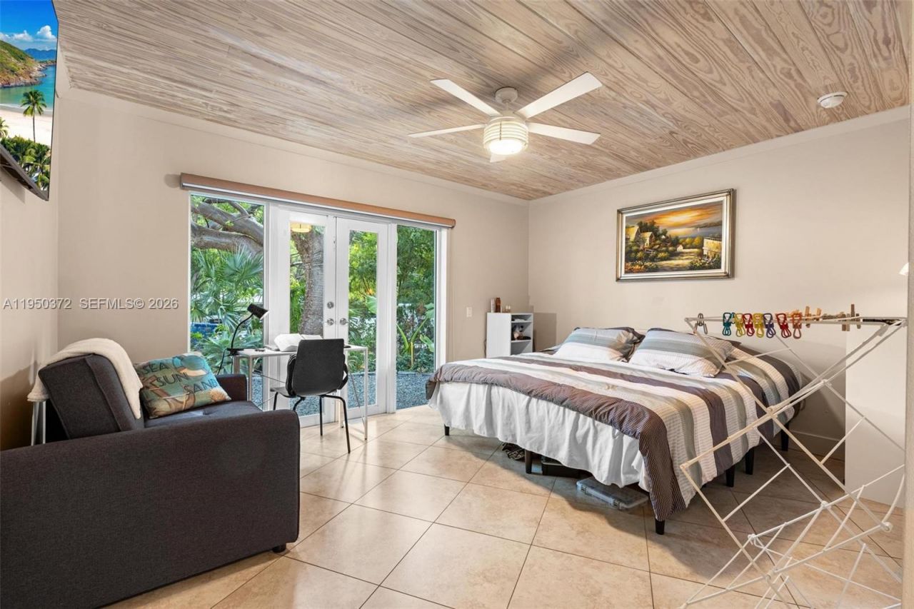 157 Navajo St, Tavernier, FL 33070 Photo