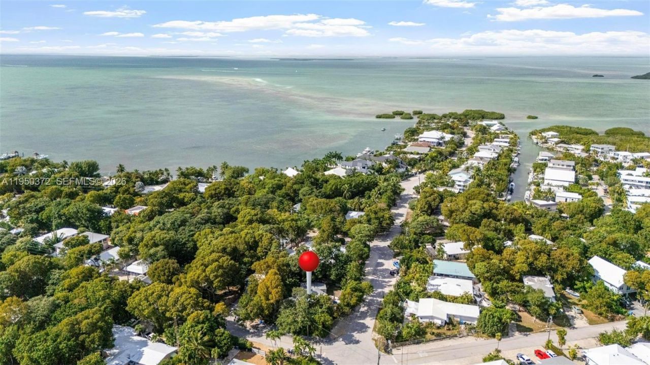 157 Navajo St, Tavernier, FL 33070 Photo