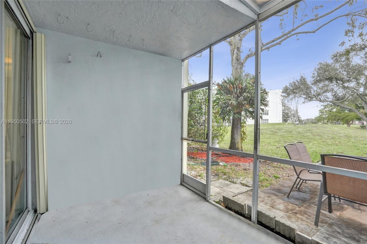 9451 Live Oak Pl , Unit 102, Davie, FL 33324 Photo