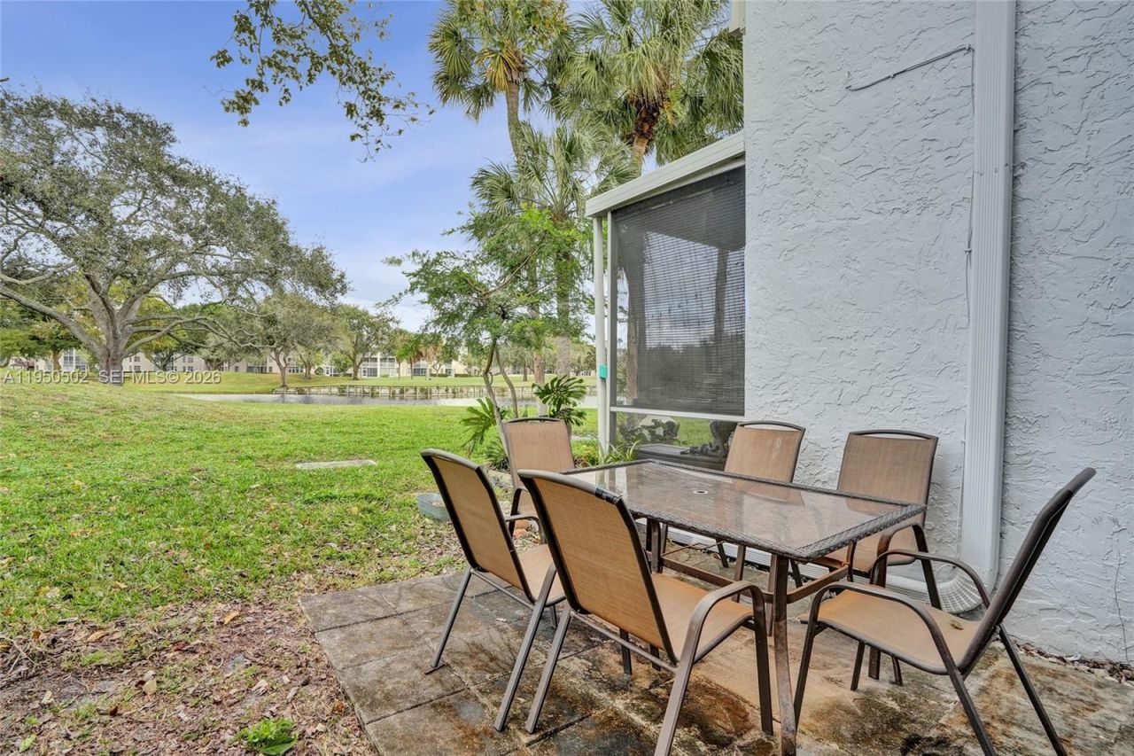 9451 Live Oak Pl , Unit 102, Davie, FL 33324 Photo