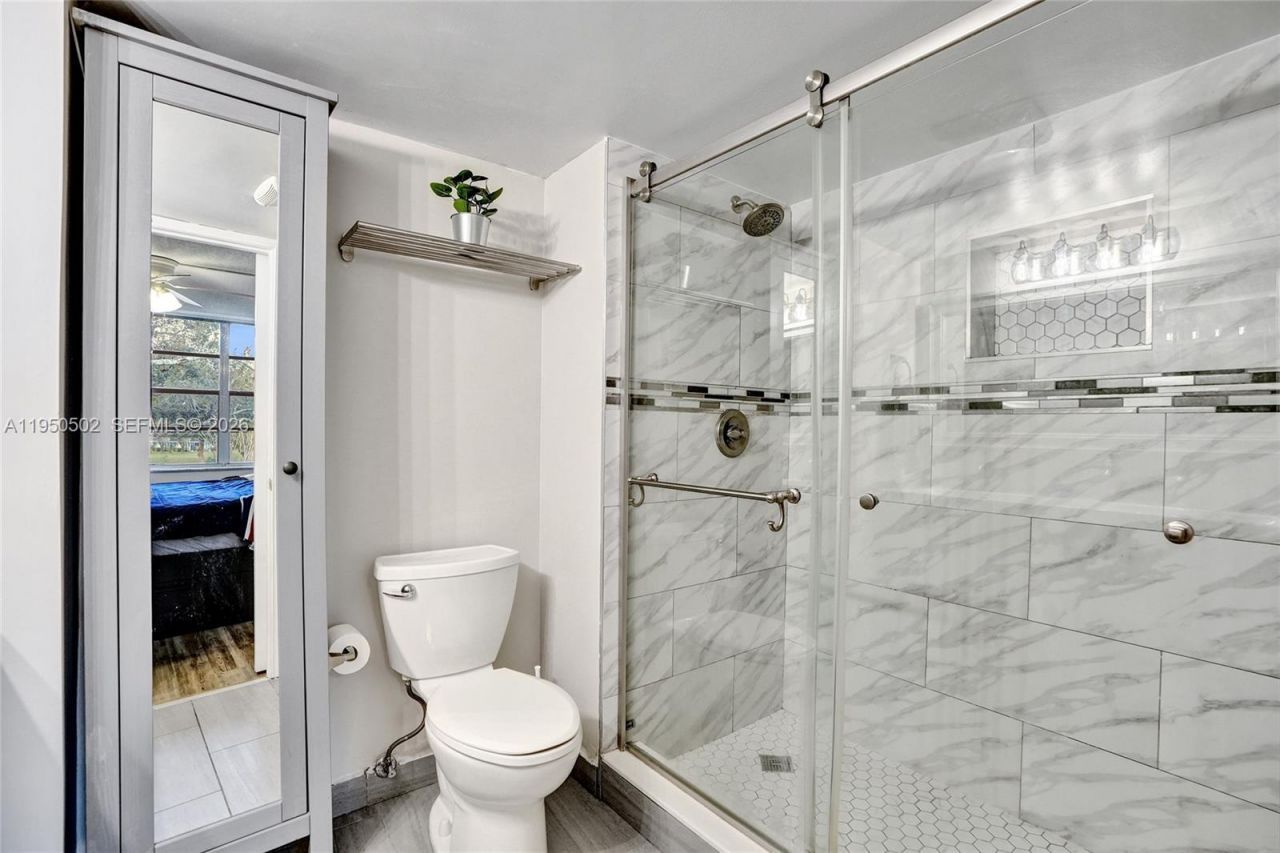 9451 Live Oak Pl , Unit 102, Davie, FL 33324 Photo