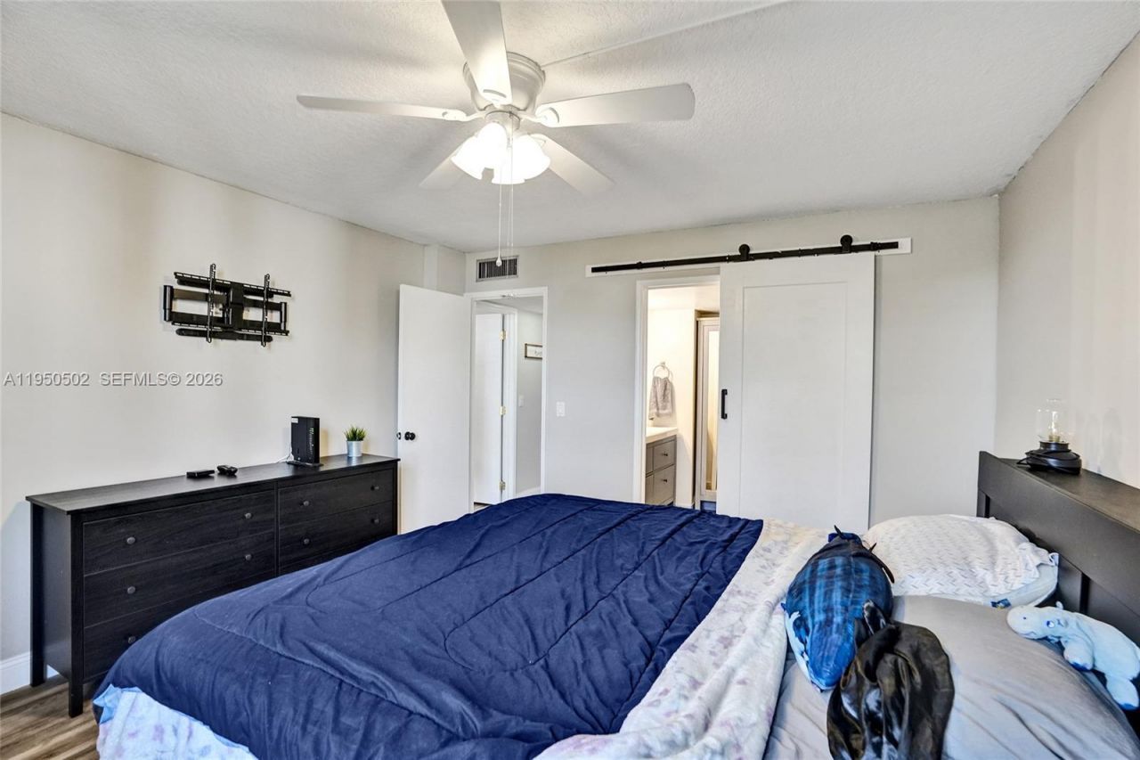 9451 Live Oak Pl , Unit 102, Davie, FL 33324 Photo