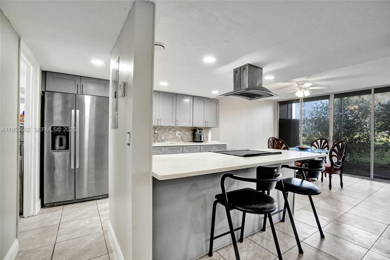 9451 Live Oak Pl , Unit 102, Davie, FL 33324 Photo