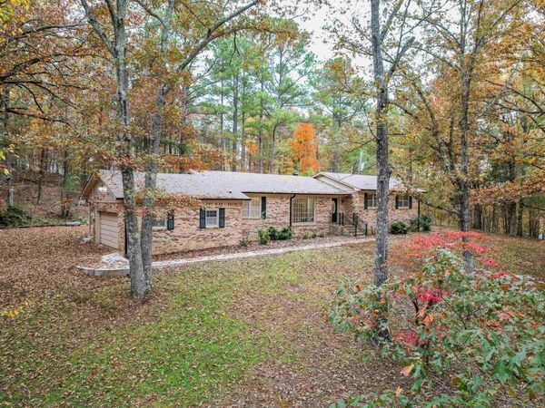 567 S SIXTH ST, Selmer, TN 38375