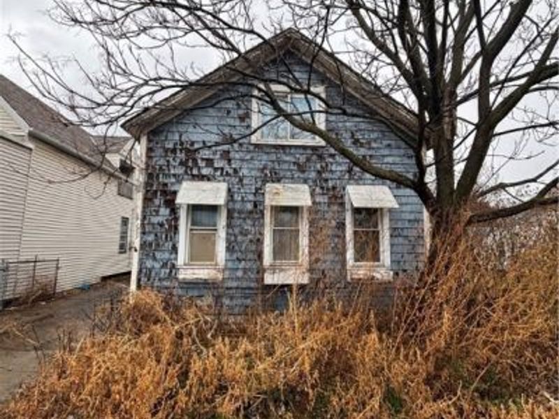 7207 Ivy Avenue, Cleveland, OH 44127 Photo 1