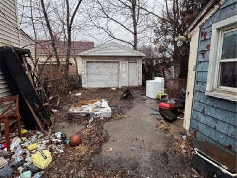 7207 Ivy Avenue, Cleveland, OH 44127 Photo 4