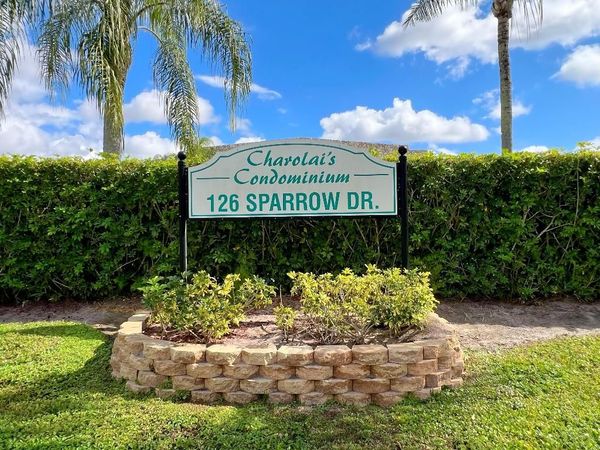126 Sparrow Drive, Unit 19a, Royal Palm Beach, FL 33411