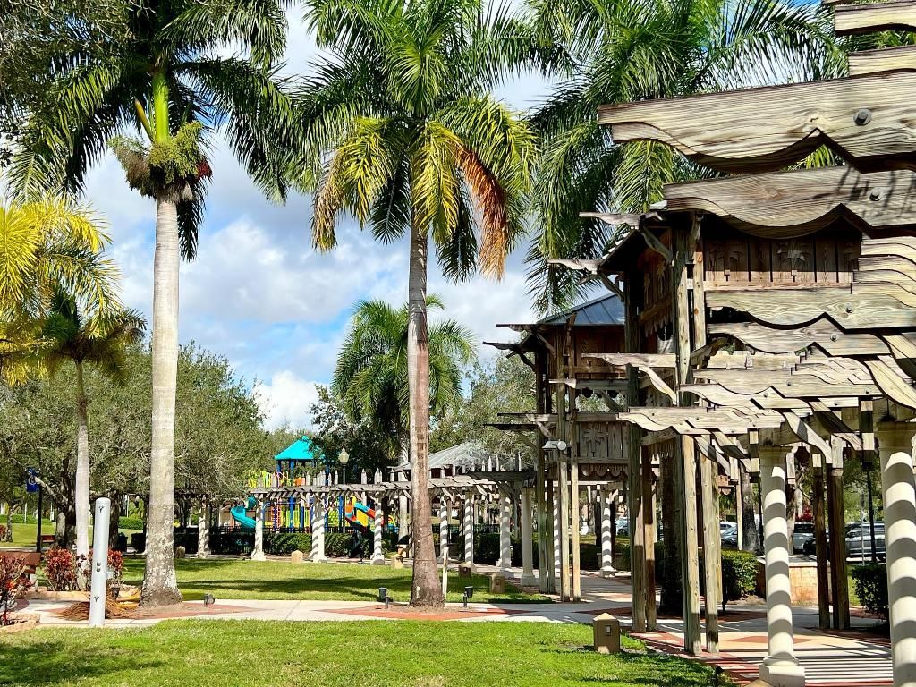 126 Sparrow Drive, Unit 19a, Royal Palm Beach, FL 33411 Photo