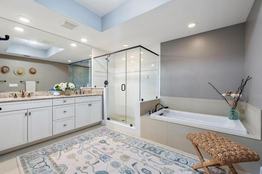 814 Bay Colony Drive S, Juno Beach, FL 33408 Photo