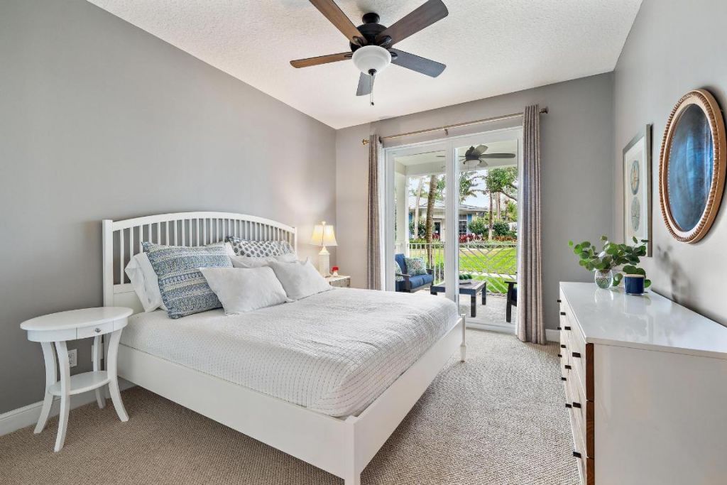 814 Bay Colony Drive S, Juno Beach, FL 33408 Photo