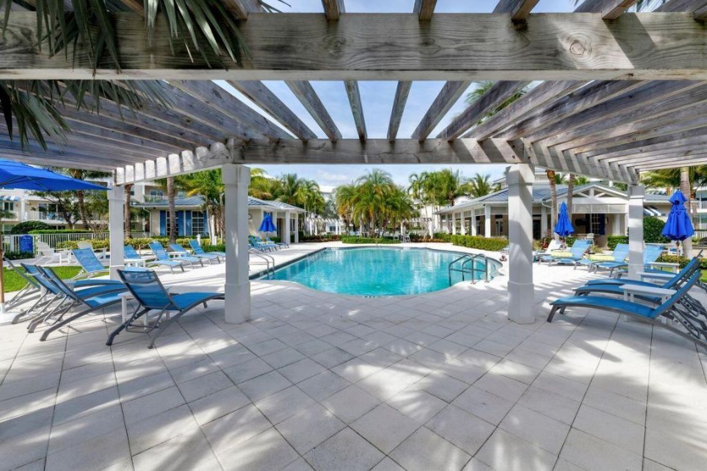 814 Bay Colony Drive S, Juno Beach, FL 33408 Photo