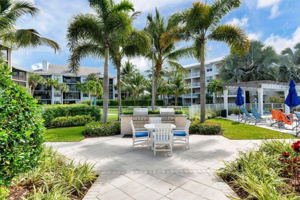 814 Bay Colony Drive S, Juno Beach, FL 33408 Photo