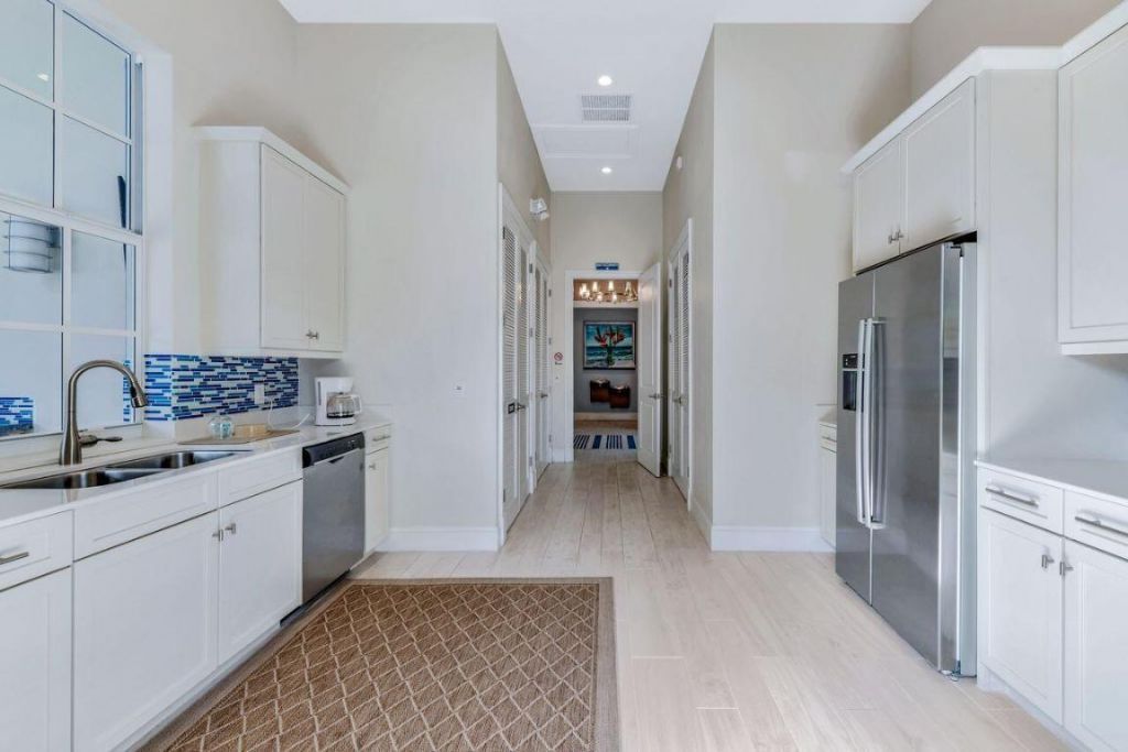 814 Bay Colony Drive S, Juno Beach, FL 33408 Photo