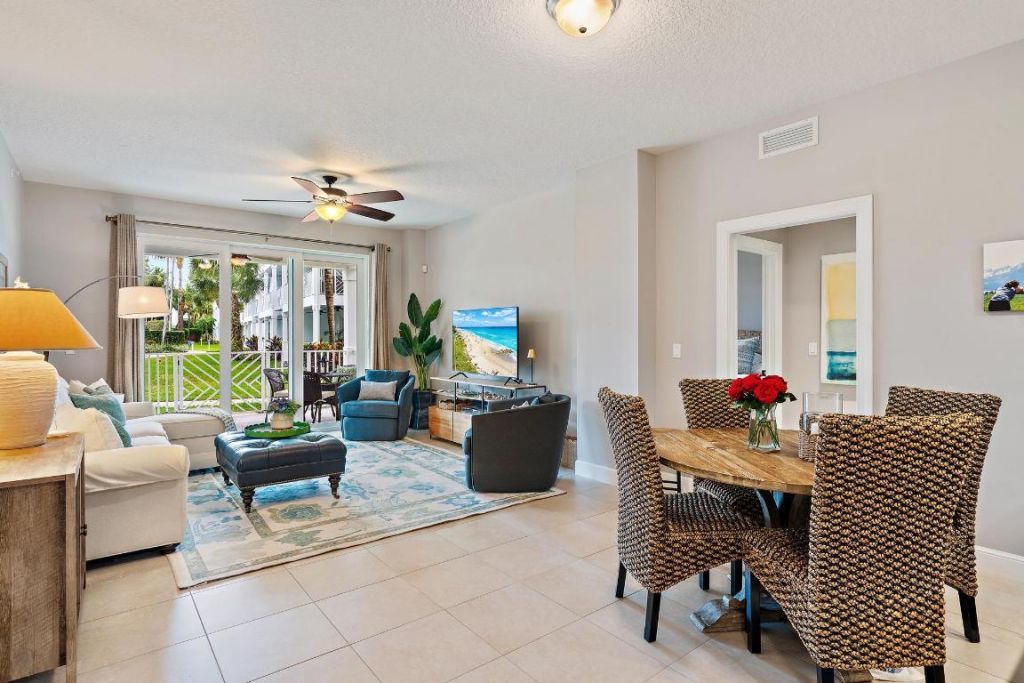 814 Bay Colony Drive S, Juno Beach, FL 33408 Photo