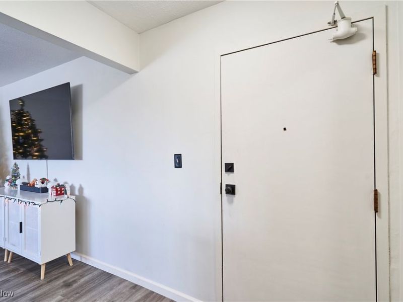 18501 Hilliard Boulevard, Rocky River, OH 44116 Photo 13