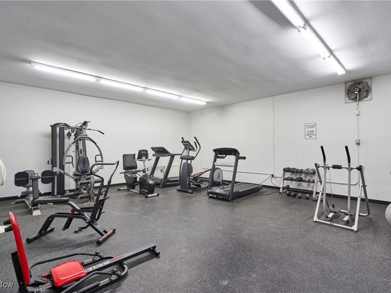 18501 Hilliard Boulevard, Rocky River, OH 44116 Photo 19