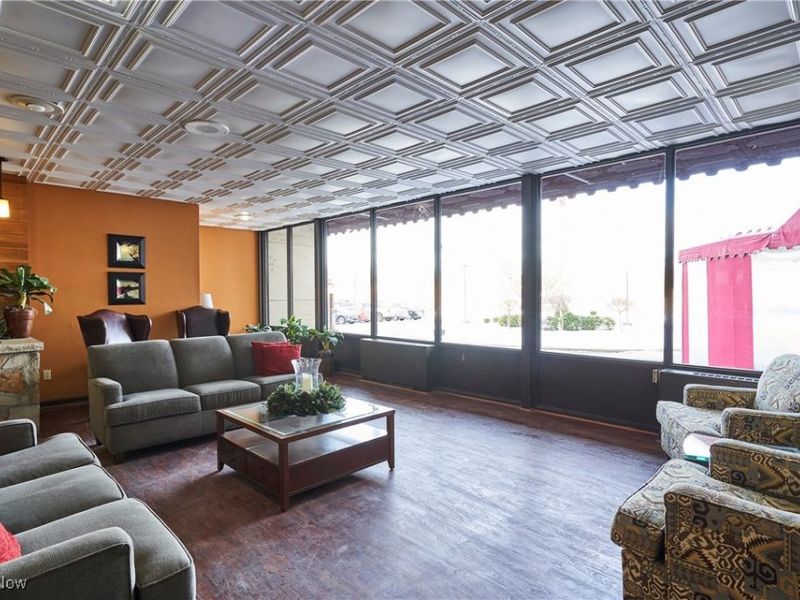 18501 Hilliard Boulevard, Rocky River, OH 44116 Photo 24