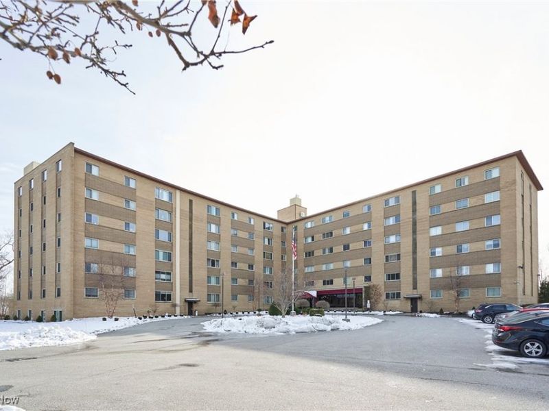 18501 Hilliard Boulevard, Rocky River, OH 44116 Photo 25