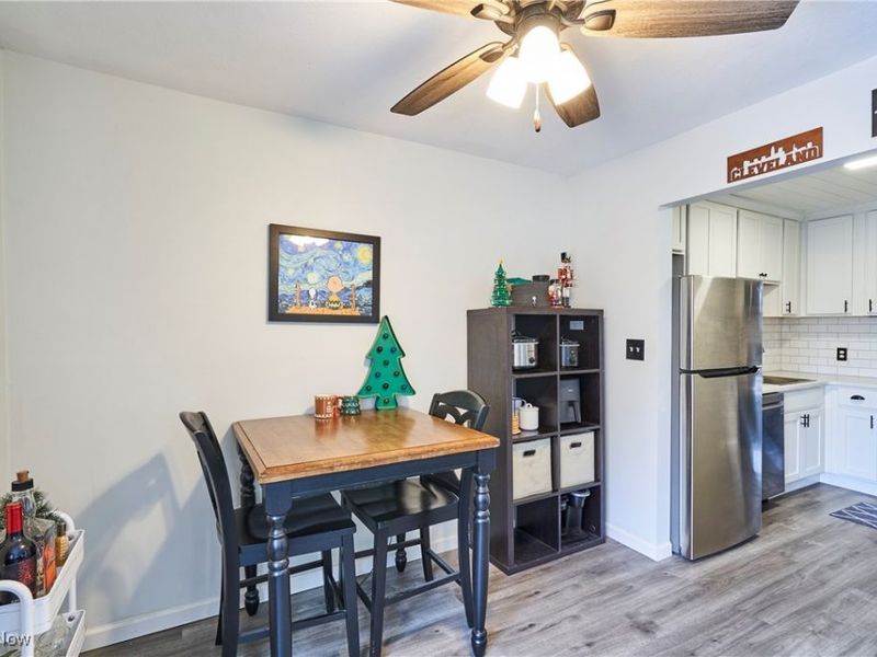 18501 Hilliard Boulevard, Rocky River, OH 44116 Photo 6