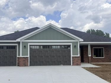1140 Evergreen Road, Bennet, NE 68317