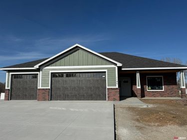 1140 Evergreen Road, Bennet, NE 68317