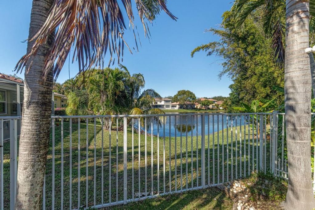 4819 NW 53rd Circle, Coconut Creek, FL 33073 Photo