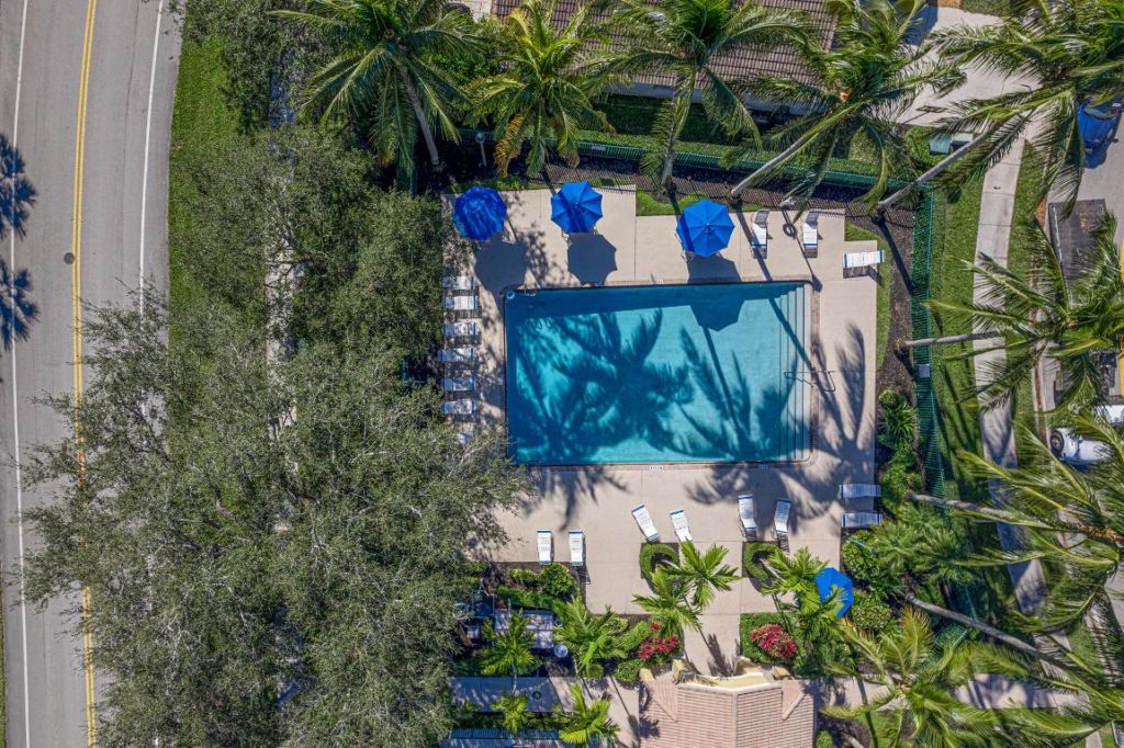 4819 NW 53rd Circle, Coconut Creek, FL 33073 Photo