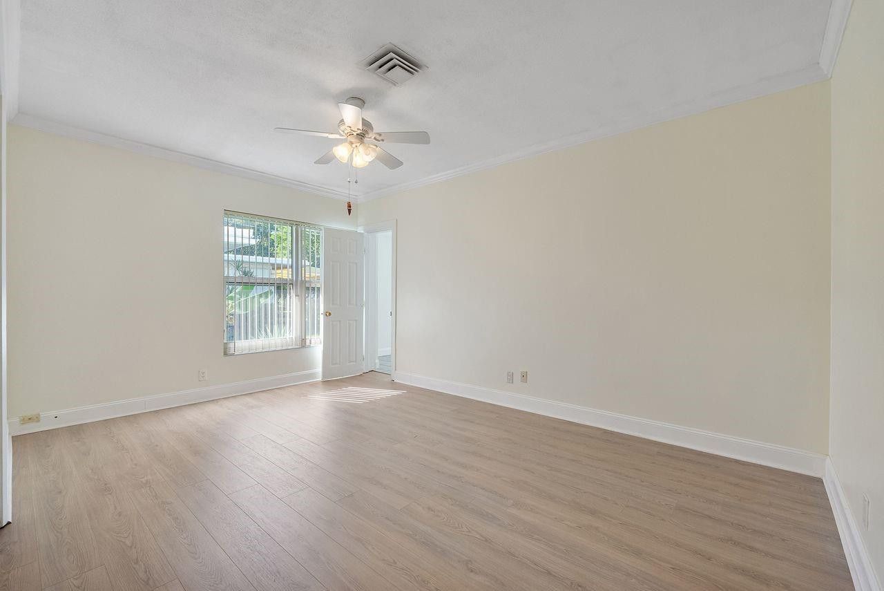 1431 S Ocean Boulevard, Lauderdale by the Sea, FL 33062 Photo