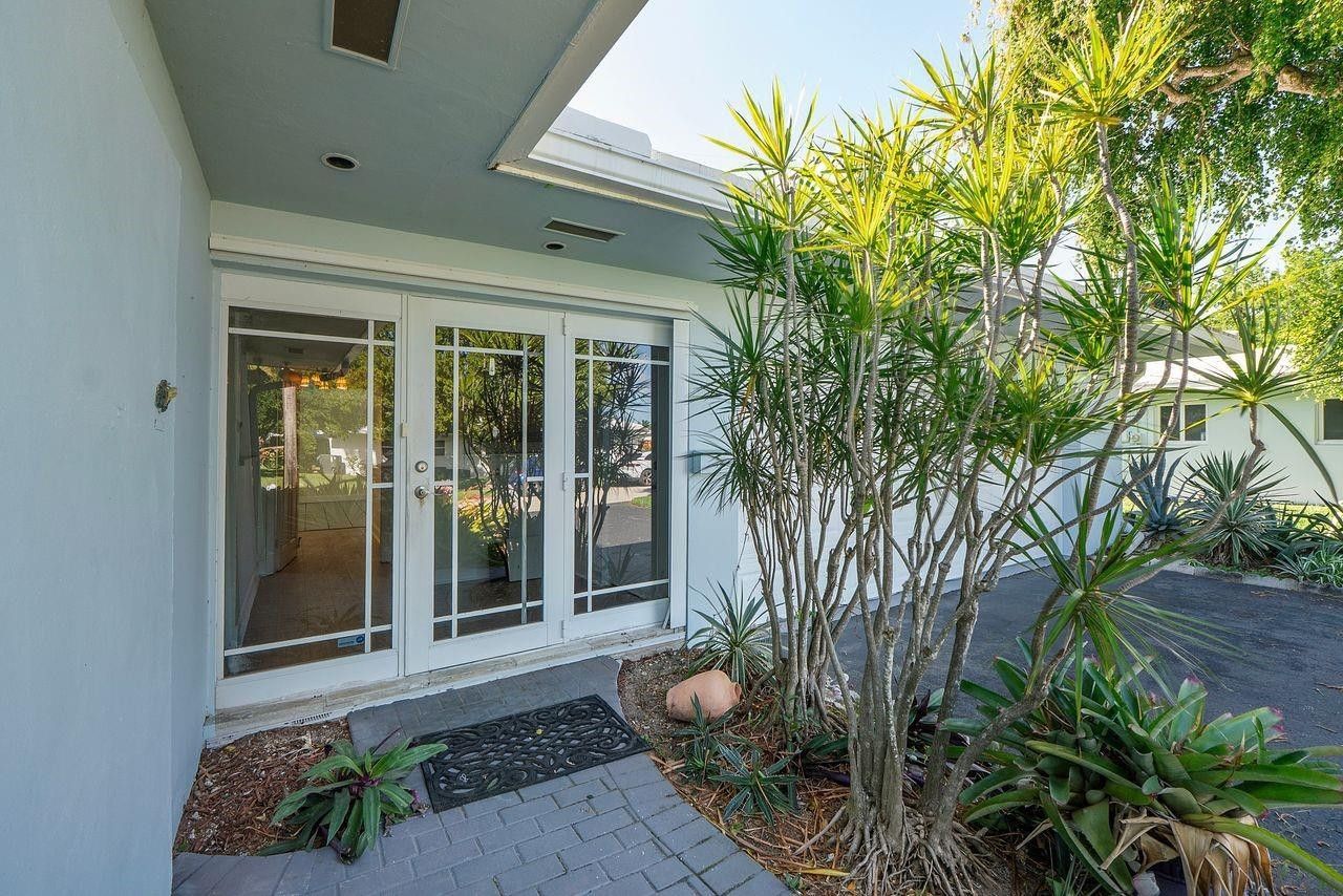 1431 S Ocean Boulevard, Lauderdale by the Sea, FL 33062 Photo