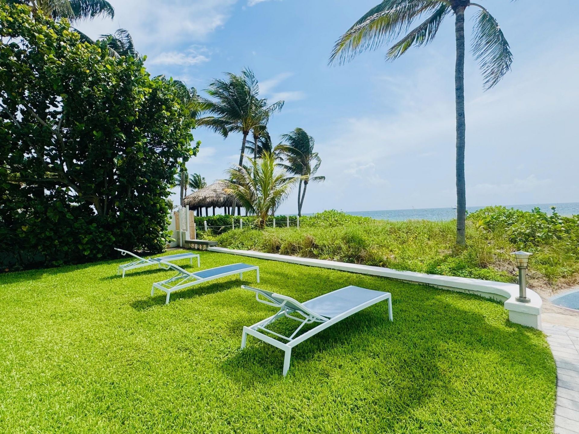 1431 S Ocean Boulevard, Lauderdale by the Sea, FL 33062 Photo