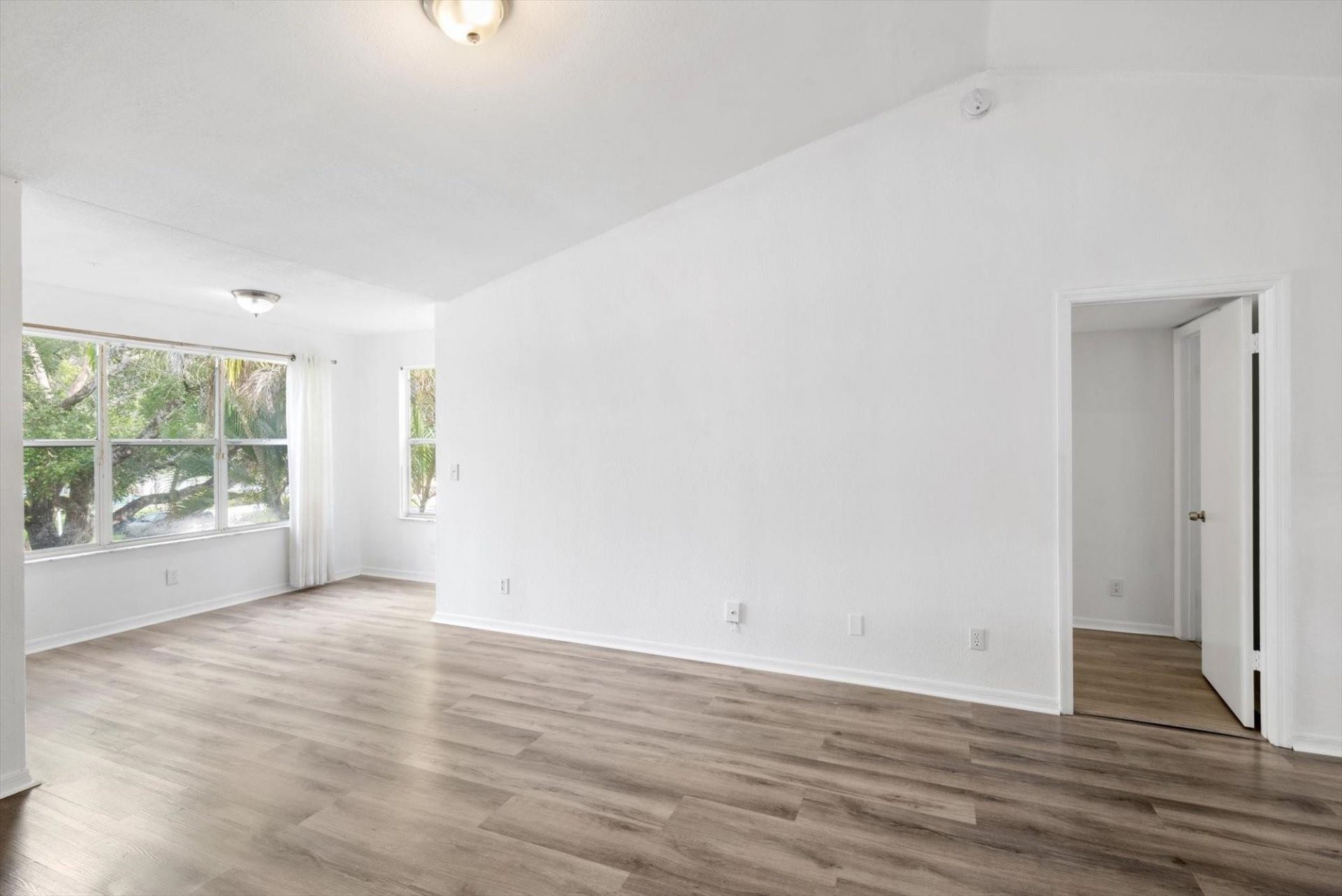 12950 Vista Isles Drive, Unit 428, Plantation, FL 33325 Photo