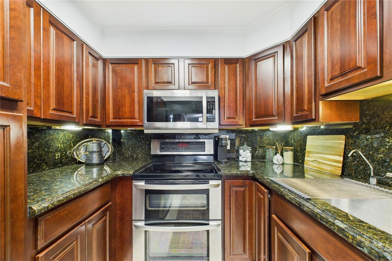 5280 NW 2nd Avenue, Unit 412, Boca Raton, FL 33487 Photo